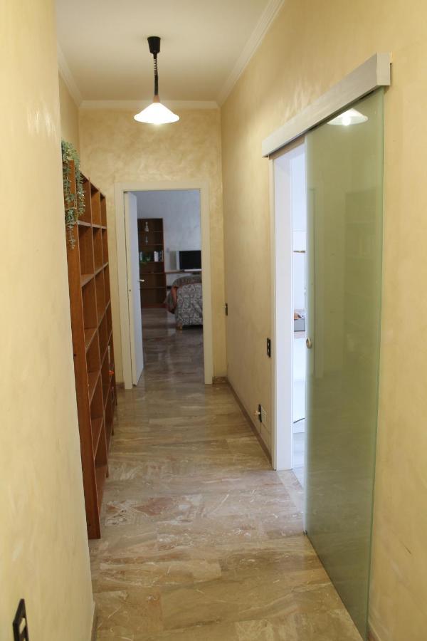 Arcobaleno In Stazione Apartment Saronno Exterior photo